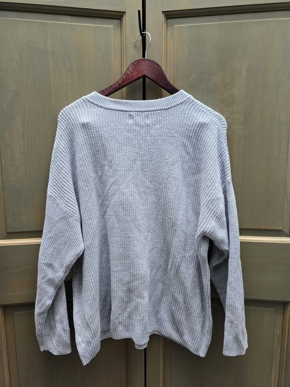 American Eagle Outfitters Light Gray Ribbed Henley Sweater - Picture 2 of 3